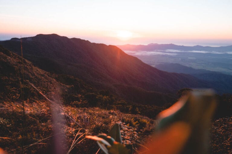 SUNRISE AT MOUNT BARTLE FRERE,
