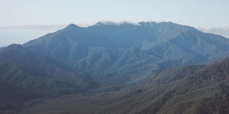 WALSH'S PYRAMID VIEWPOINT HIKE