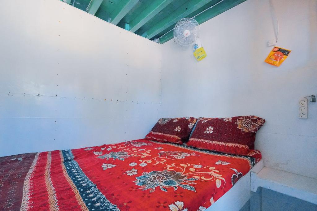Cabin class accommodation on the Lombok to Komodo Boats