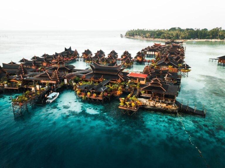 GETTING TO MABUL ISLAND, BUDGET ACCOMMODATION IN MABUL