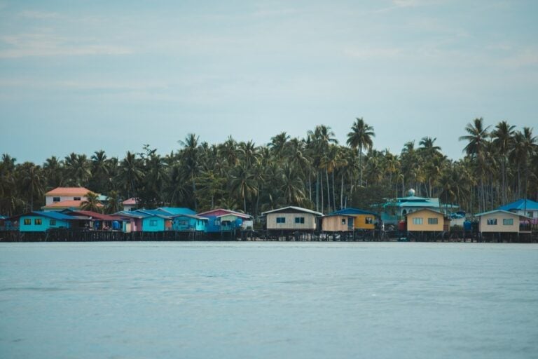 SEA GYPSIES IN THE TUN SAKARAN MARINE PARK ISLANDS