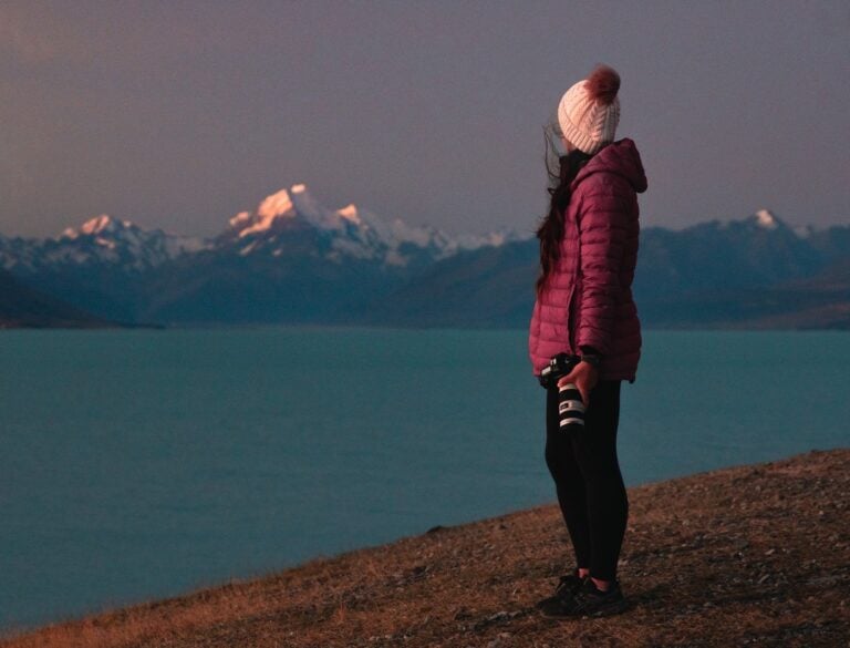 Lake Pukaki Lookout at sunset