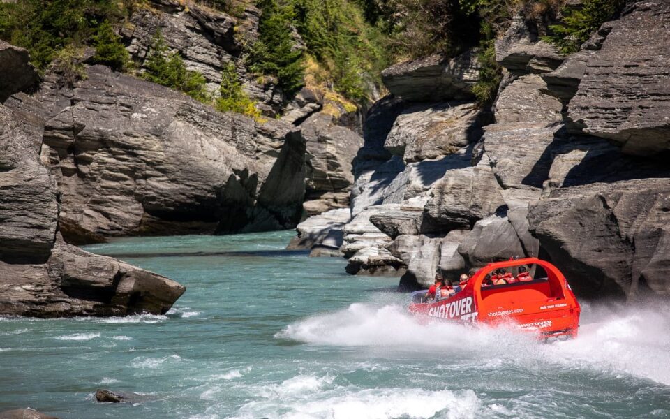 37 Best Things to do in Queenstown New Zealand
