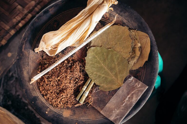 TRADITIONAL MYANMAR CIGAR