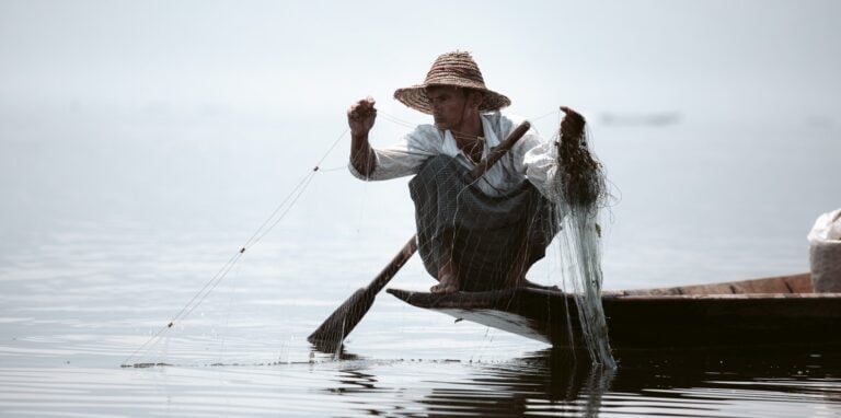 HOW TO GET TO INLE LAKE, MYANMAR