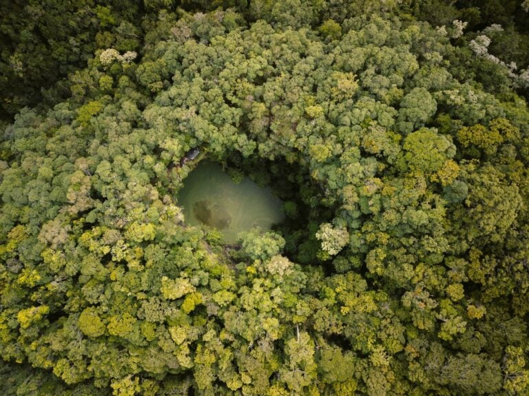 MOUNT HYPIPAMEE CRATER CAIRNS