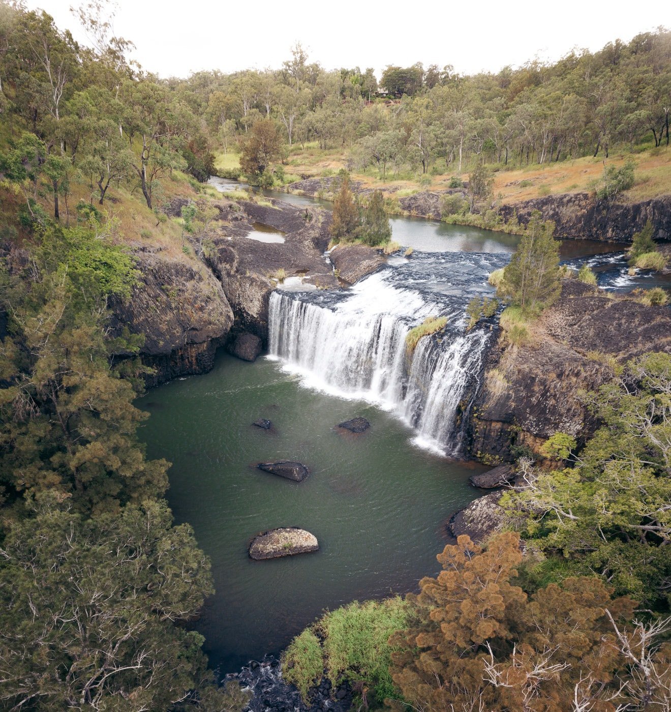 Millstream Falls & Little Millstream Falls - Complete Waterfall Guide ...