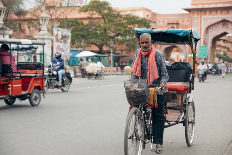 HOW TO GET TO THE JAIPUR WALL
