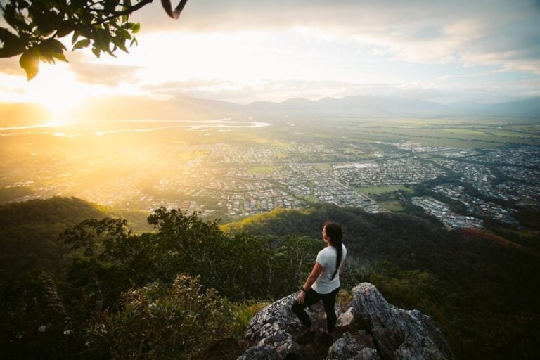 White Rock Hike Cairns Hiking & Walking Guide