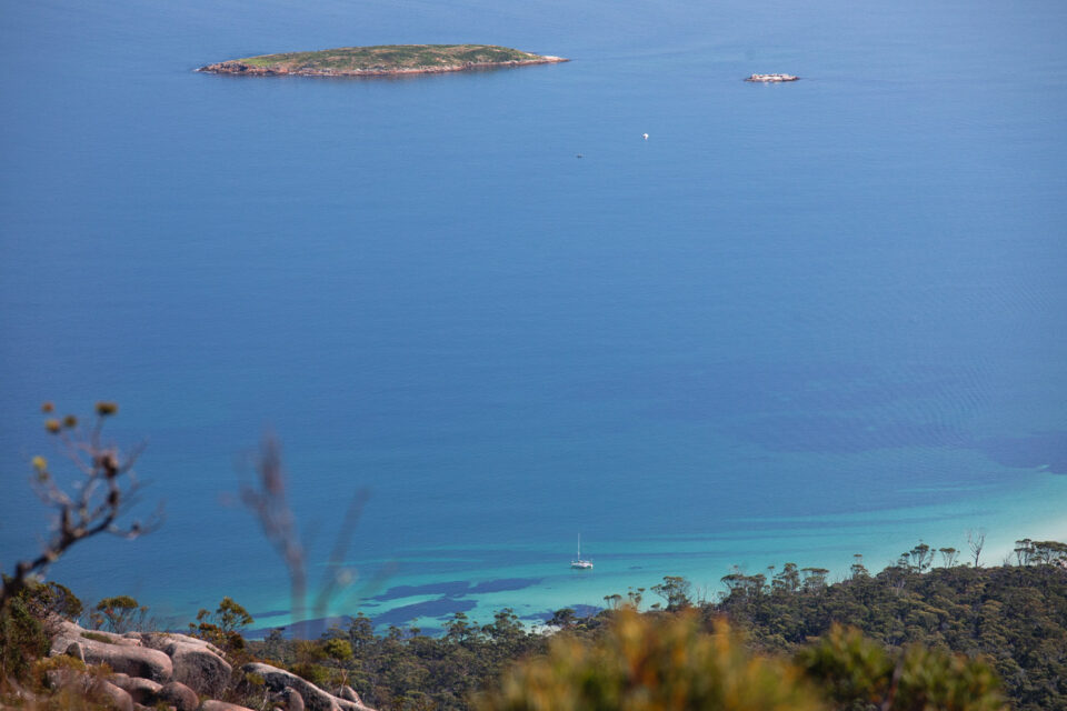 How to Hike the Freycinet Peninsula Circuit in Tasmania