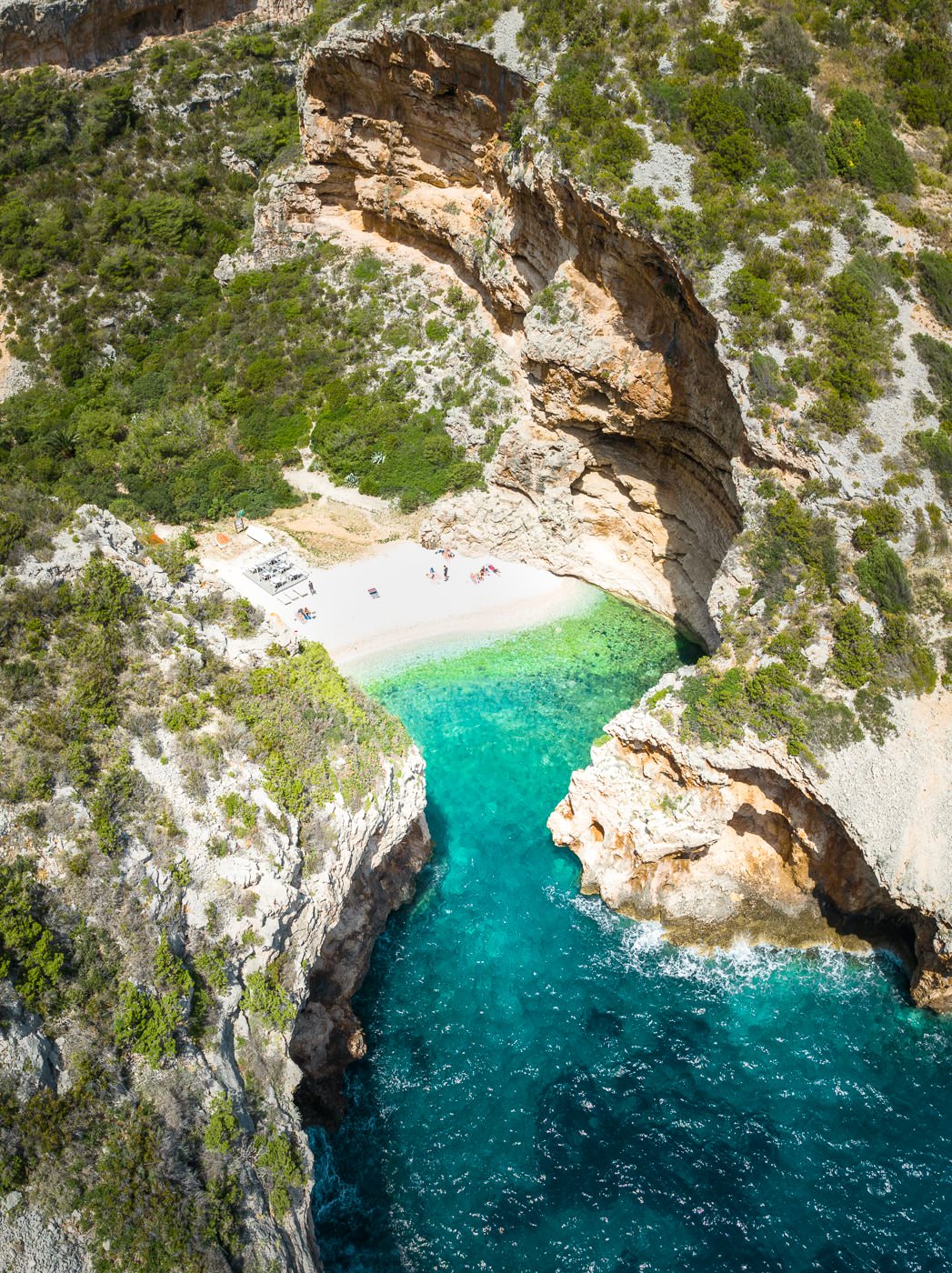 Stiniva Beach - Complete Guide (Vis Island, Croatia) – We Seek Travel