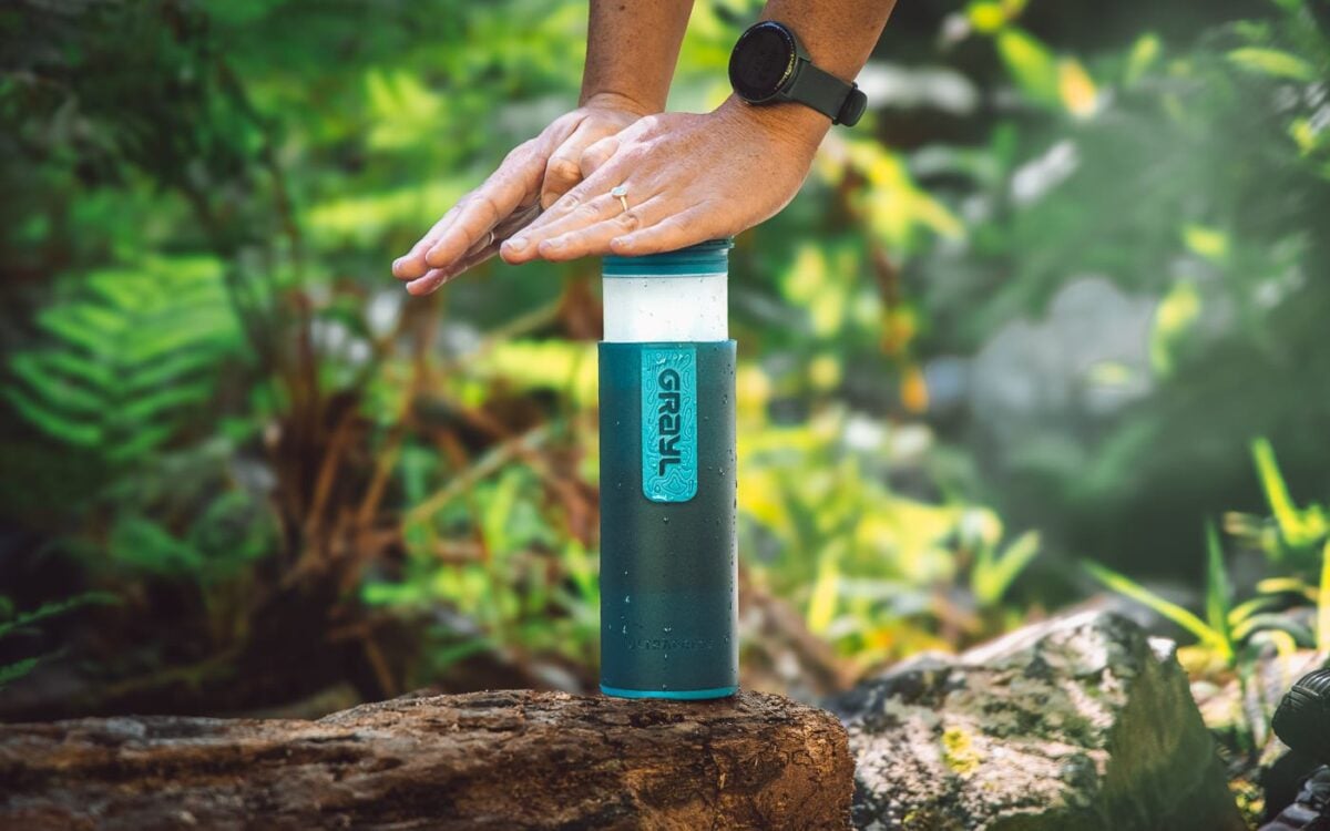 Finding the Best Water Filter Bottle For Travel & Hiking