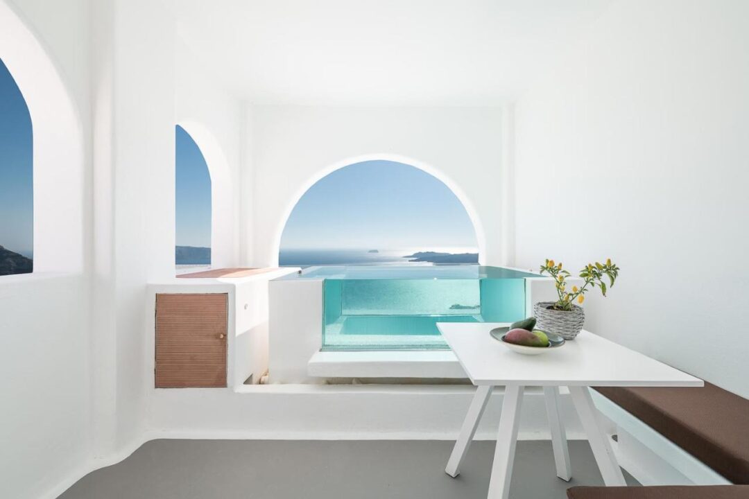 11 Best Hotels in Fira, Santorini for Amazing Caldera Views