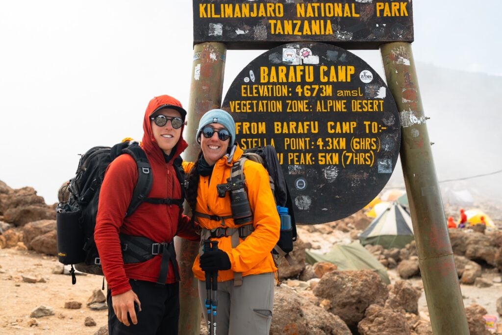 Travelers hiking Kilimanaro