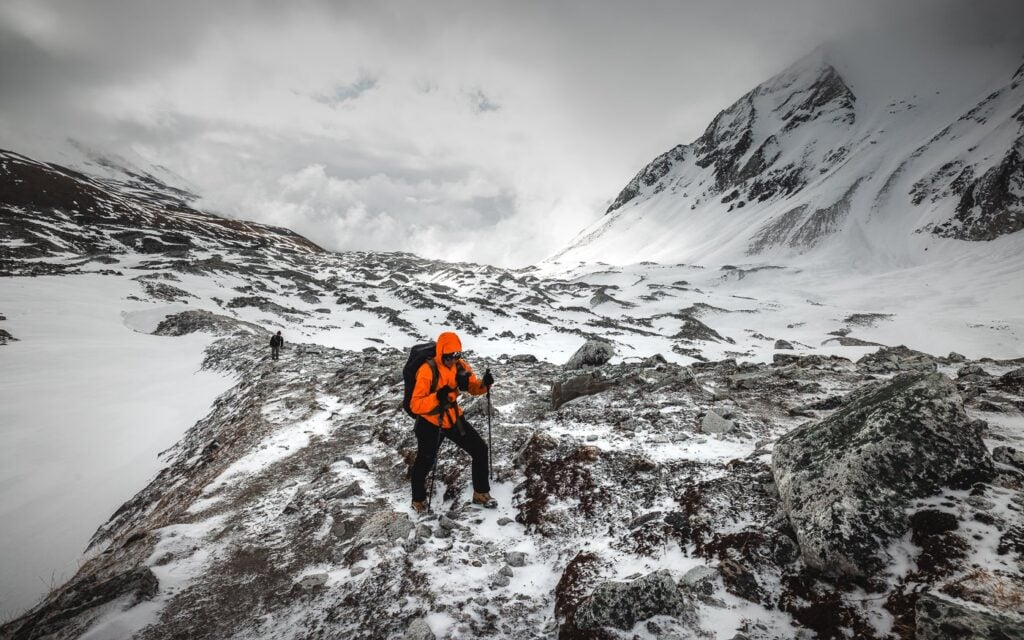 Hiker on the manaslu circuit trek