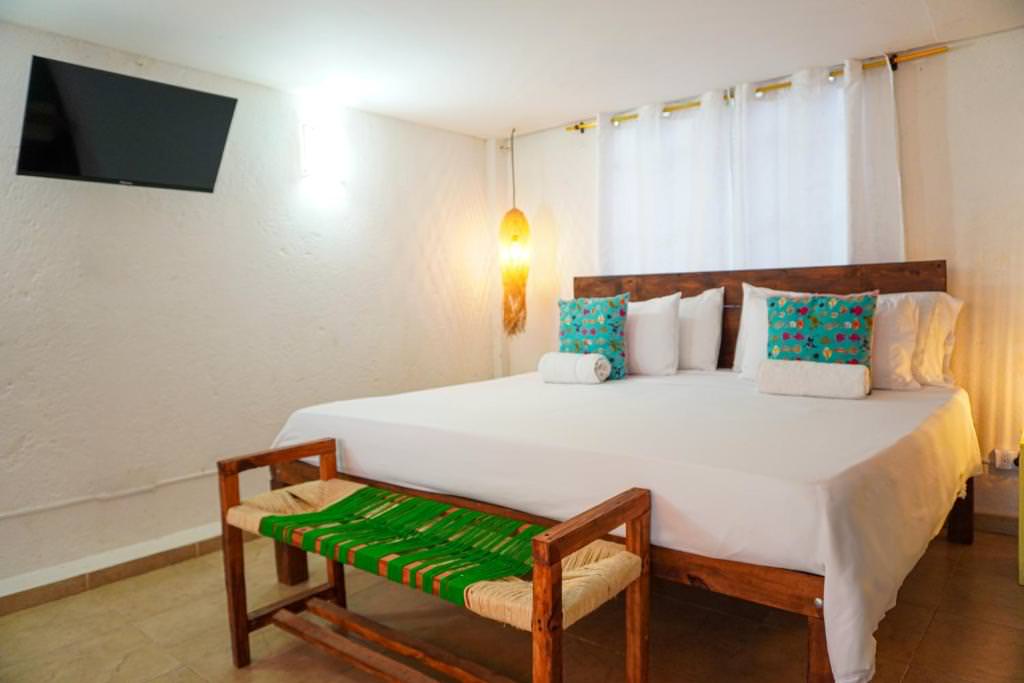 Vito Hotel Boutique Taganga Bedroom with TV