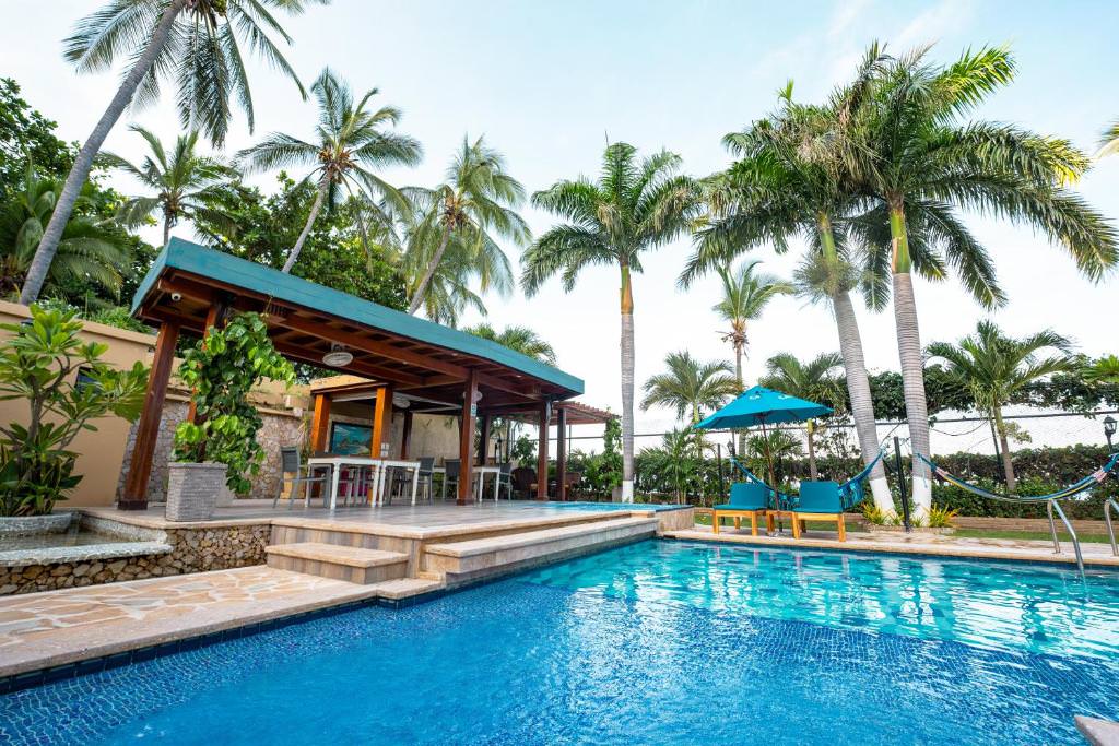 Adult only pool at Casa Verano Beach Hotel