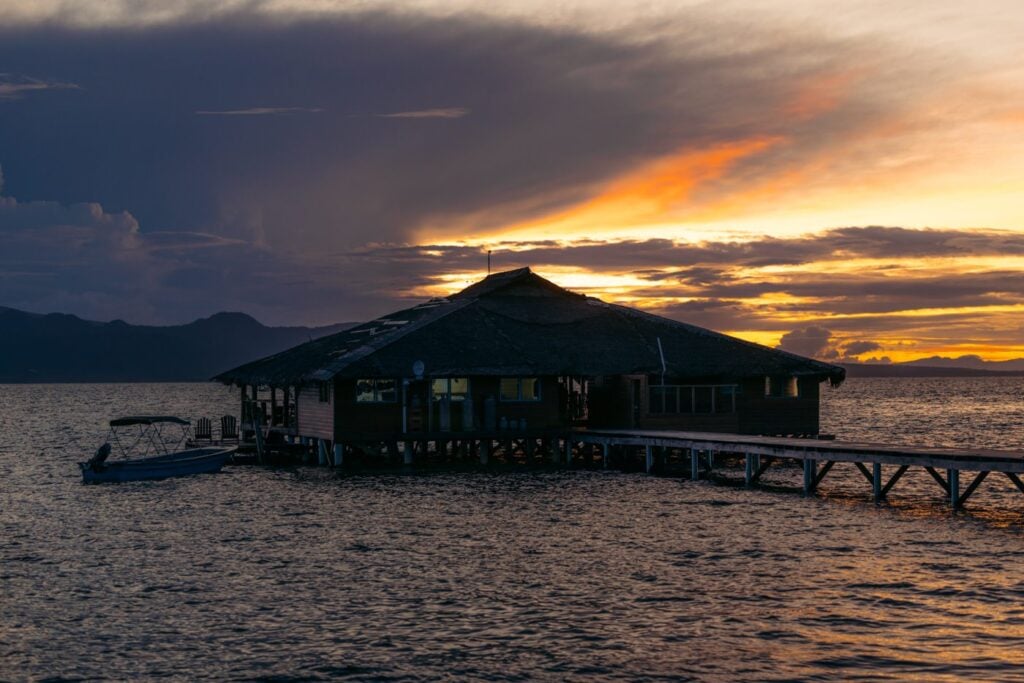 Restaurant Pier at Fatboys Resort