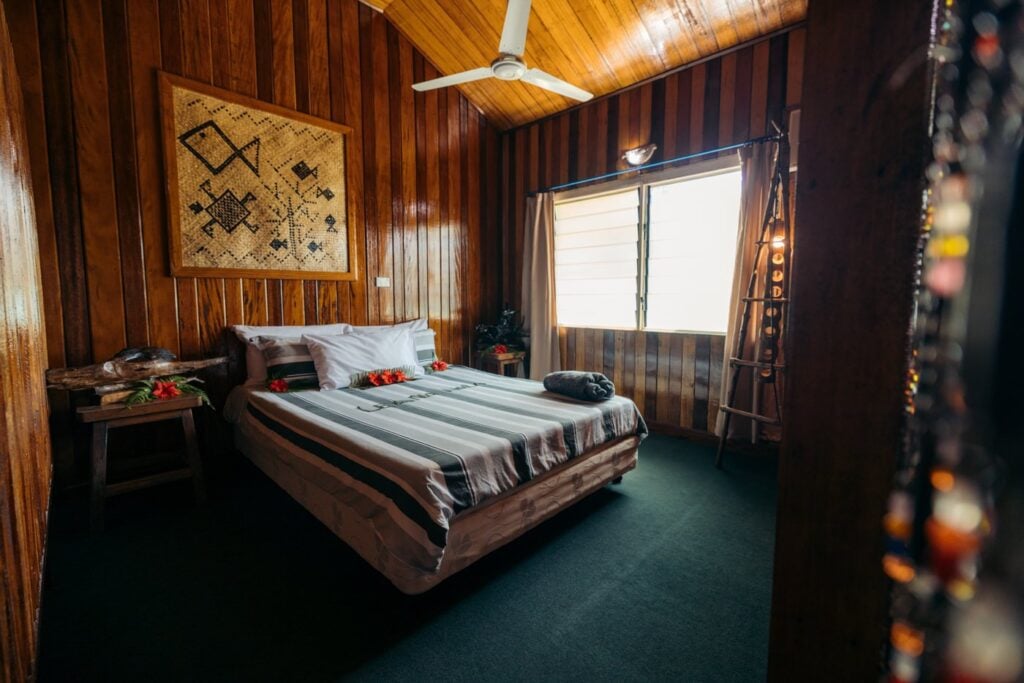 Solomon Islands Eco Lodges &Amp; Dive Resorts Guide Room at agnes gateway hotel, solomon islands